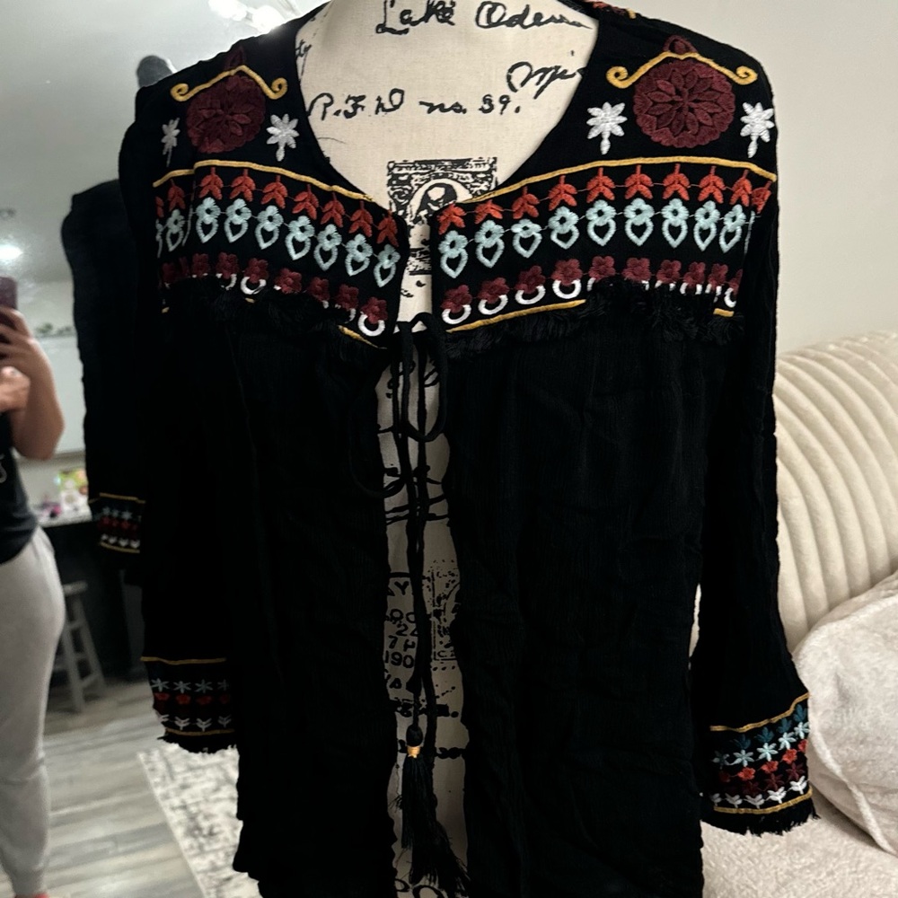 Mi a mi blouse embroidery